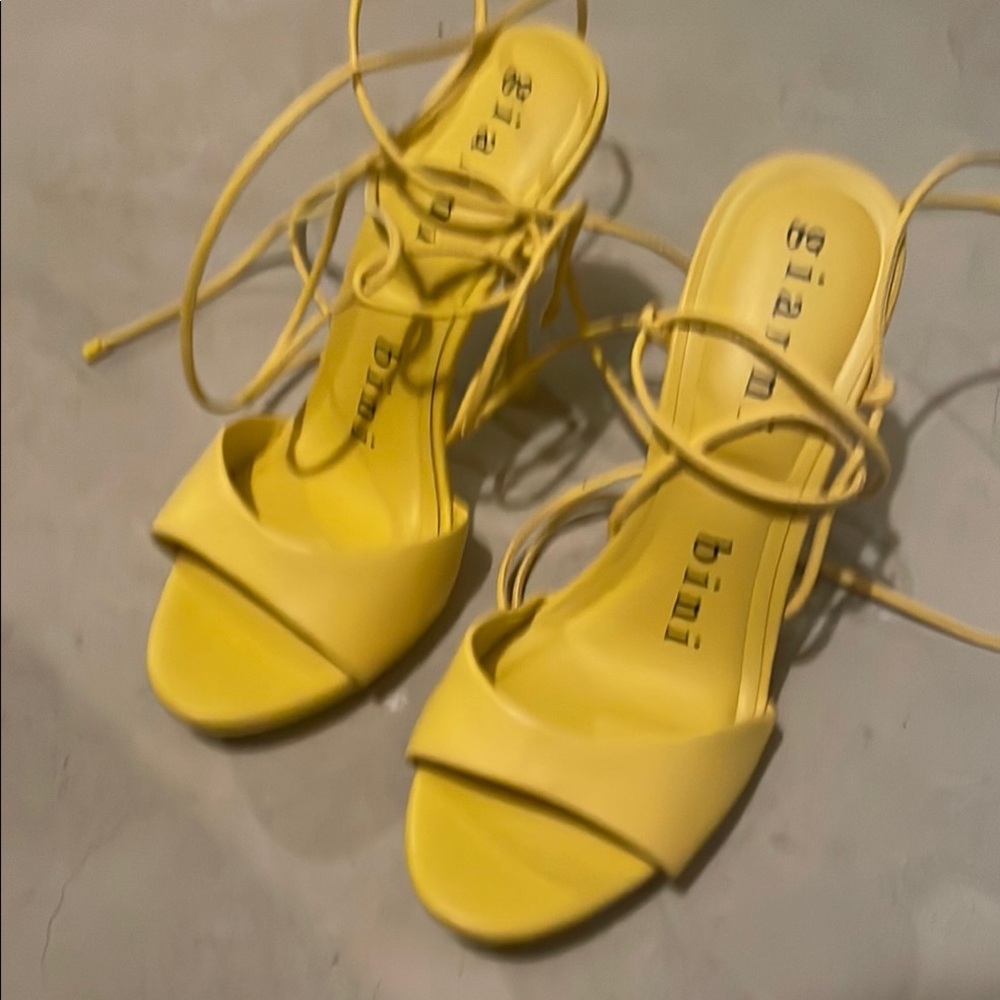 Gianni Bini Yellow Heels Vibrant Stylish Design